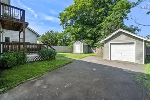 38 Manchester Terrace, Springfield, MA 01108 - Photo 2