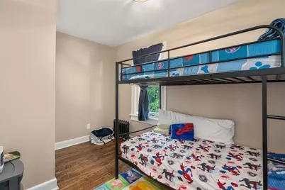 38 Manchester Ter, Springfield, MA 01108 - Photo 12