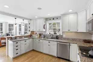 892 Main St, Lancaster, MA 01523 - Photo 12