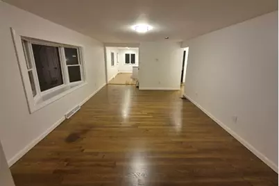 5 Lakeview Ave, Peabody, MA 01960 - Photo 10