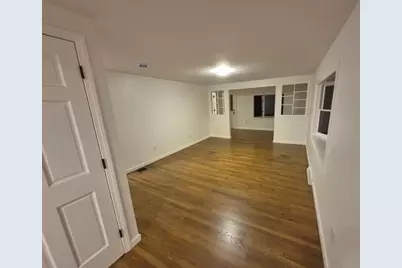 5 Lakeview Ave, Peabody, MA 01960 - Photo 8