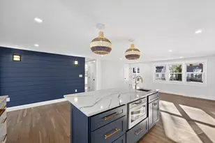 16 Carolyn Ln, Falmouth, MA 02536 - Photo 16