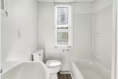 18 Pentucket St, Haverhill, MA 01830 - Photo 14