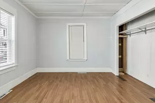 18 Pentucket St, Haverhill, MA 01830 - Photo 6