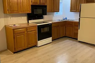75 North Ave, Revere, MA 02151 - Photo 2