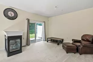 508 Linwood Ct, Clinton, MA 01510 - Photo 10