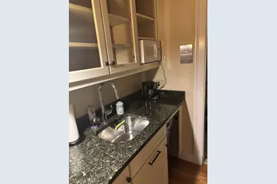 100 Charles St #1, Boston, MA 02114 - Photo 8