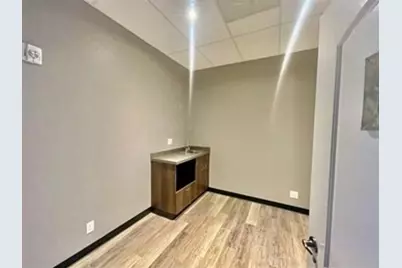 285 Slades Ferry Ave, Somerset, MA 02726 - Photo 10