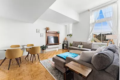 51 Pettee St #31, Newton, MA 02464 - Photo 2