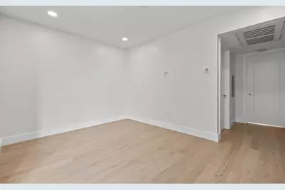 301 Border Street #603, Boston, MA 02128 - Photo 8