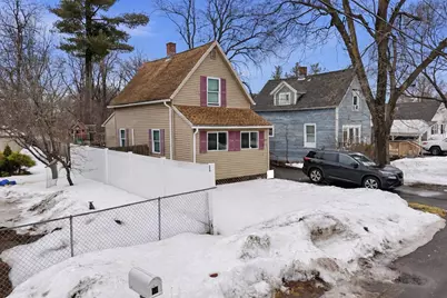 57 Davenport St, Springfield, MA 01119 - Photo 2