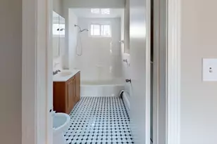 280 McGrath Hwy, Somerville, MA 02145 - Photo 8