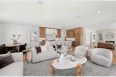 23 Harvard Cir, Needham, MA 02494 - Photo 4