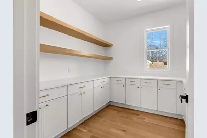 23 Harvard Cir, Needham, MA 02494 - Photo 10