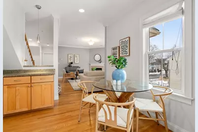 132 Warren St #B, Arlington, MA 02474 - Photo 10