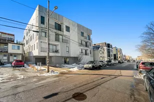 211 Condor St, Boston, MA 02128 - Photo 18