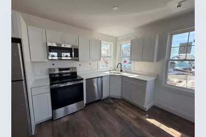 371 Cabot #201, Beverly, MA 01915 - Photo 2