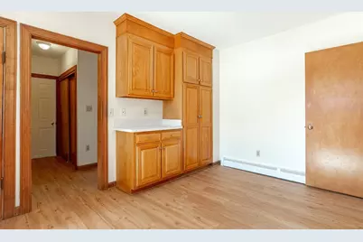 39 Frairy St #B, Medfield, MA 02052 - Photo 4