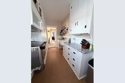 124 Shawmut Ave, New Bedford, MA 02740 - Photo 8