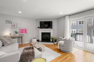 21 Oak Leaf Way, Peabody, MA 01960 - Photo 4