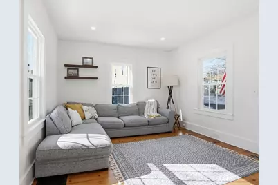 6 Atkinson St, Newburyport, MA 01950 - Photo 12