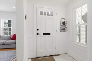 6 Atkinson St, Newburyport, MA 01950 - Photo 10