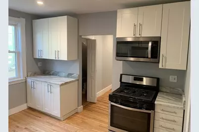 323 Lowell Street #1, Somerville, MA 02145 - Photo 4