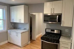 323 Lowell St, Somerville, MA 02145 - Photo 4