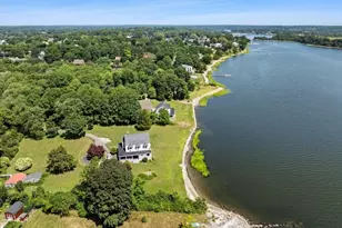 1366 Gardners Neck Road, Swansea, MA 02777 - Photo 30