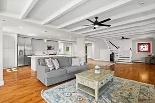 1366 Gardners Neck Road, Swansea, MA 02777 - Photo 12