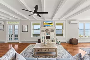 1366 Gardners Neck Road, Swansea, MA 02777 - Photo 10