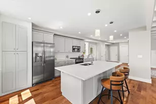 1366 Gardners Neck Road, Swansea, MA 02777 - Photo 20