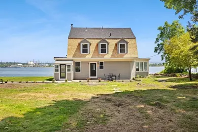 1366 Gardners Neck Rd, Swansea, MA 02777 - Photo 26