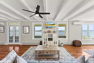 1366 Gardners Neck Road, Swansea, MA 02777 - Photo 10