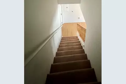 145 Union St #8, New Bedford, MA 02740 - Photo 14