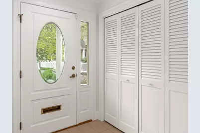 21 Pine Street #5, Manchester by the Sea, MA 01944 - Photo 4