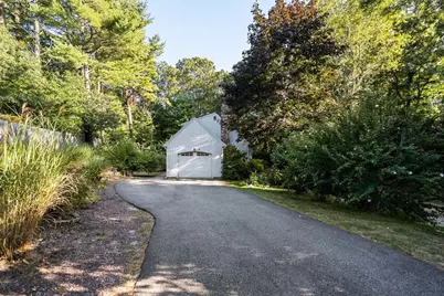 7 Hunters Trail, Sandwich, MA 02563 - Photo 2