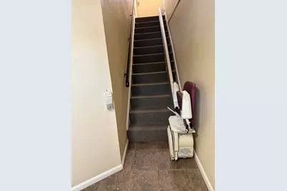 39 Lantern Lane #4, Dracut, MA 01826 - Photo 2