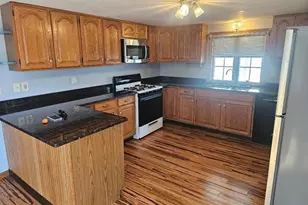 132 Pitman, Fall River, MA 02723 - Photo 2