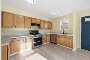 200 Beacon St, Worcester, MA 01610 - Photo 4