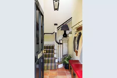 4 Craigie Street #2, Cambridge, MA 02138 - Photo 2