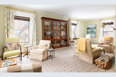 4 Craigie Street #2, Cambridge, MA 02138 - Photo 2