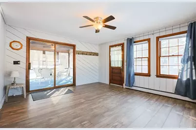 24 Eastman Ave, Foxboro, MA 02035 - Photo 10