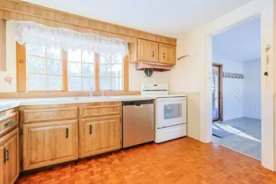 24 Eastman Ave, Foxboro, MA 02035 - Photo 14