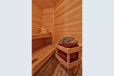 460 Heath Street, Brookline, MA 02467 - Photo 18