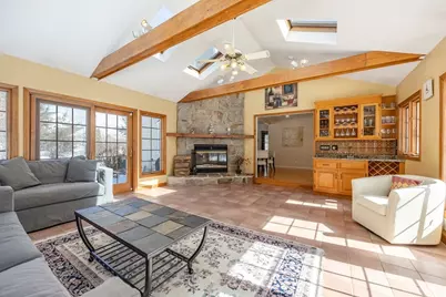 48 Dover Circle, Franklin, MA 02038 - Photo 12