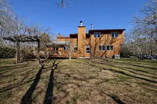 103 Meadow View Rd, Oak Bluffs, MA 02557 - Photo 24