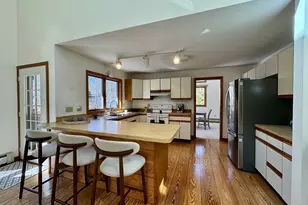 103 Meadow View Rd, Oak Bluffs, MA 02557 - Photo 4