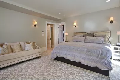 460 A Heath Street, Brookline, MA 02467 - Photo 16