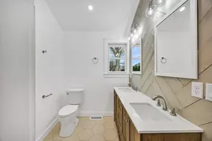 531 Menauhant Rd, Falmouth, MA 02536 - Photo 32